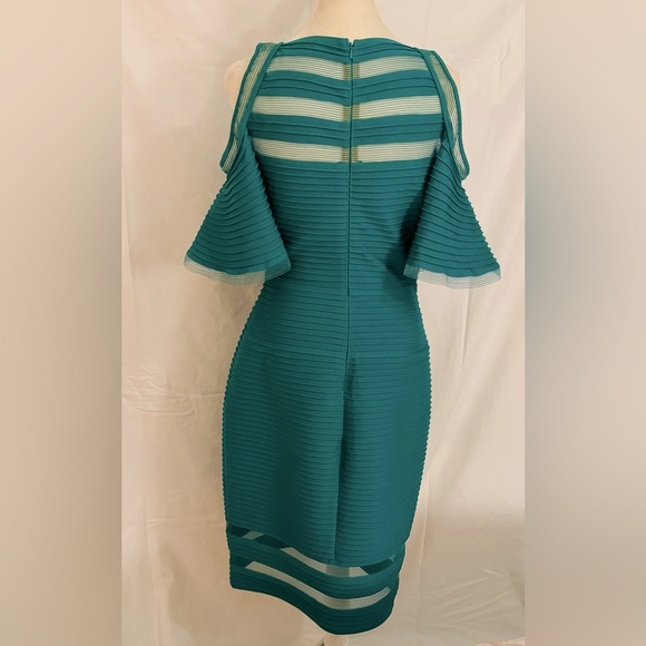 Tadashi Shoji Carlyn Green Dress | Small - Picture 7 of 10